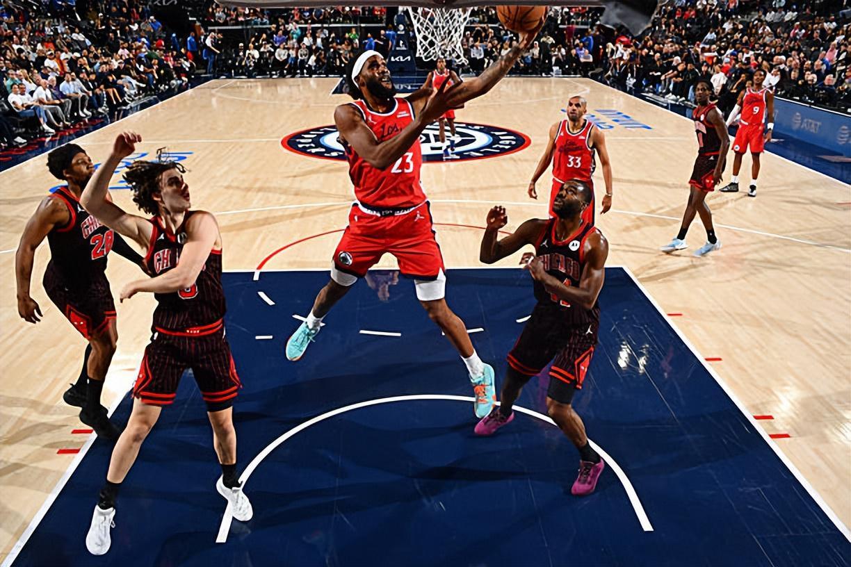 必一运动官方网站-个人能力其实并不差！快船完全有理由有内线新援多一些表现机会？